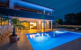 Apartment Meteora With Private Pool